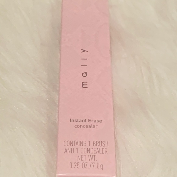 instant erase concealer